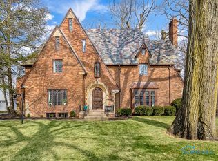 3634 W Bancroft St, Ottawa Hills, OH 43606