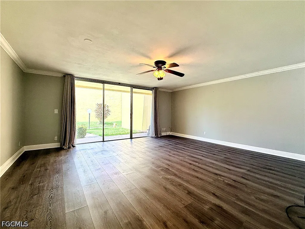 2 bed, 2.5 bath, 1444 sqft, $1,400 — Photo 4
