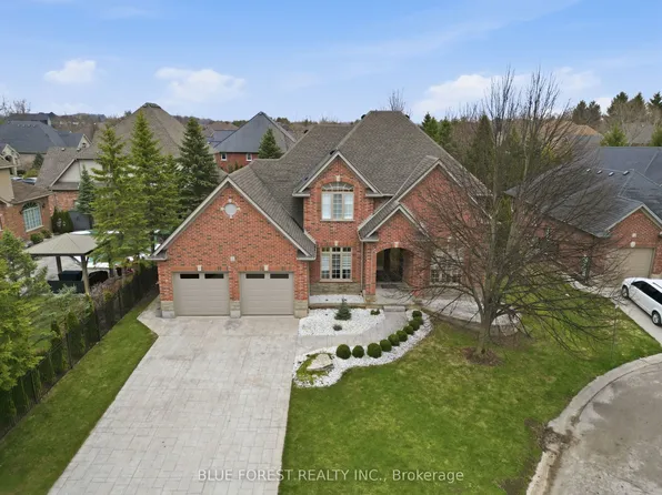 7222 Clayton Walk #5, London, ON N6P 1W1