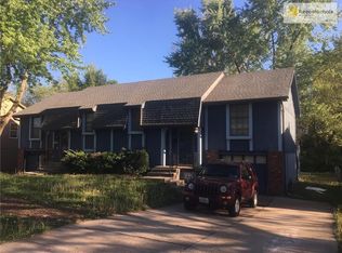 9323 E 83rd St, Raytown, MO 64138