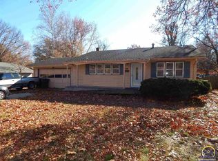 5011 SW 26th St, Topeka, KS 66614