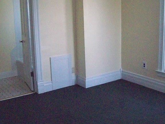 3rd image of 303 N Hamilton St APT 3