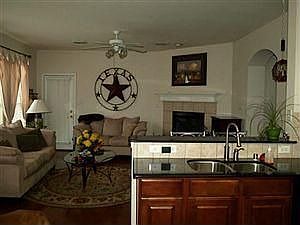 5th image of 306 Cadbury Dr