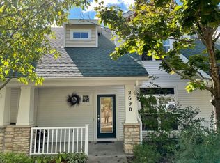 2690 Pinkspire Ln E, Maplewood, MN 55119