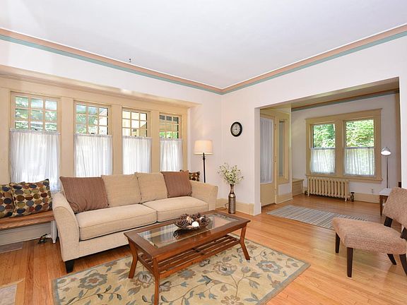 4th image of 3824 N Murray Ave