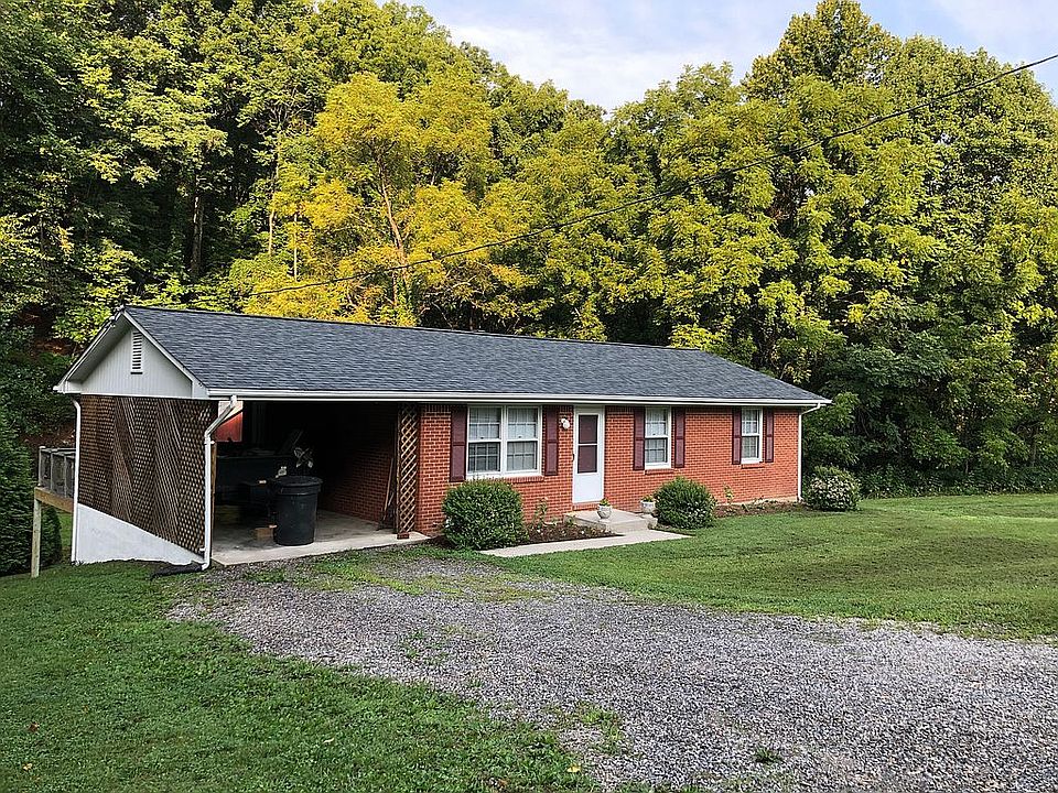 1st image of 2919 Creekside Dr