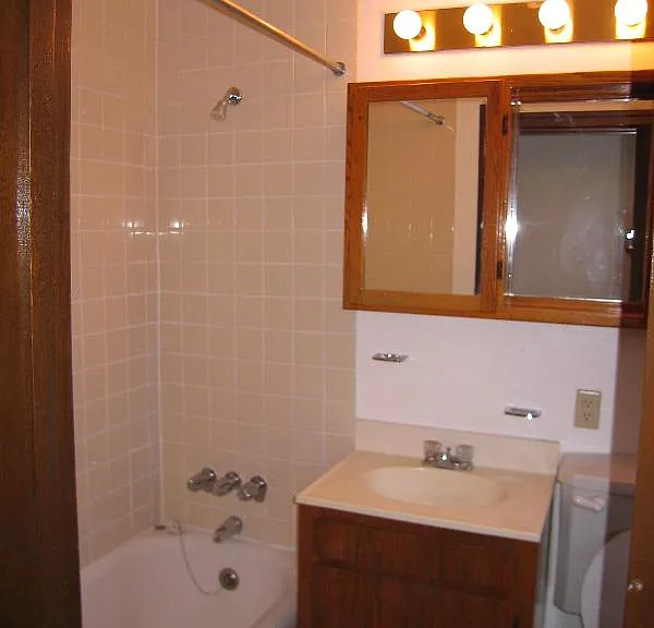 7914 Densmore Ave N #302 — Photo 8