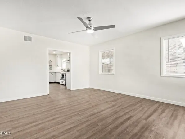 539 W 1st St, Mesa, AZ 85201
