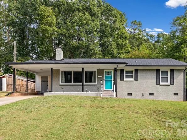 726 Forest Dr, Gastonia, NC 28054