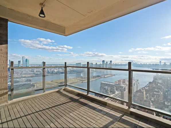 425 East 58th Street image 5 of 22