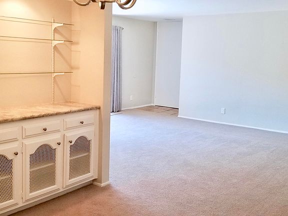3rd image of 31525 Lindero Canyon Rd Unit 2