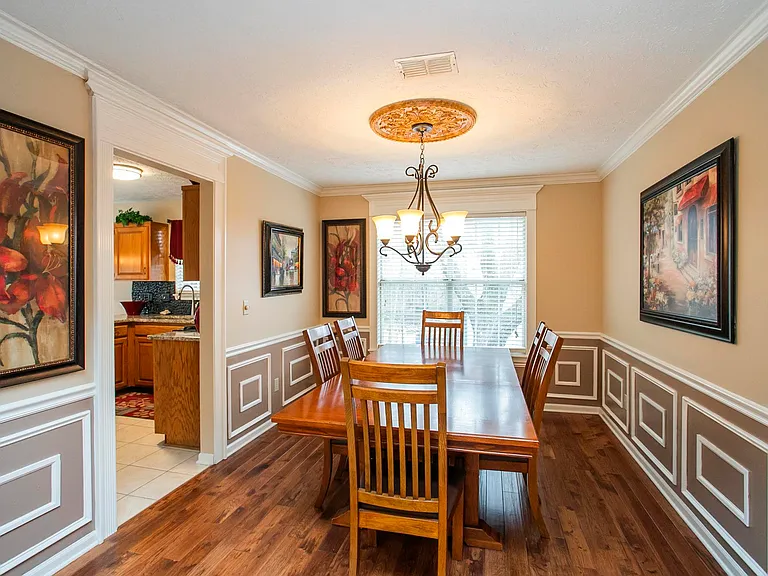1508 Clover Ct — Photo 12
