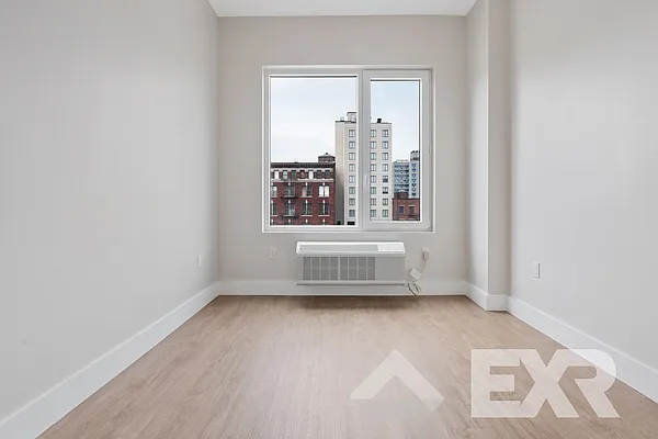 Rented by EXR | media 19