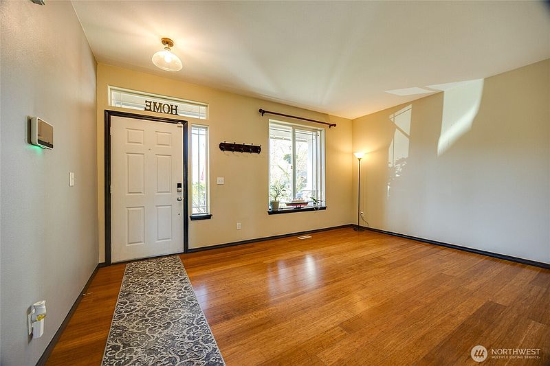 3rd image of 18623 87th Avenue Ct E