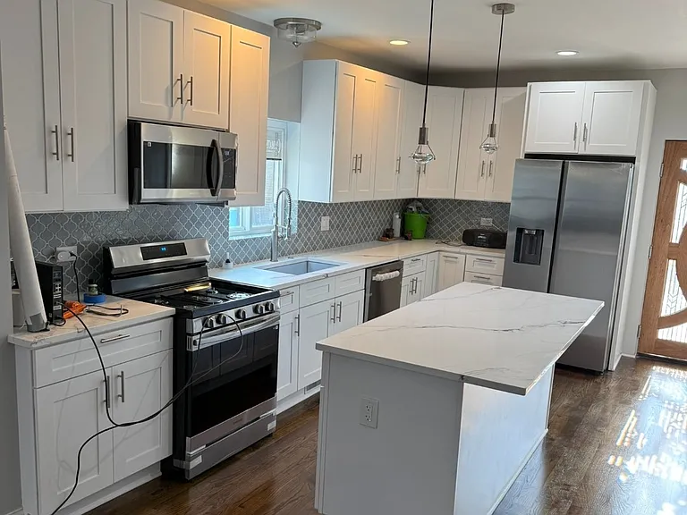 7846 S Saint Lawrence Ave — Photo 14