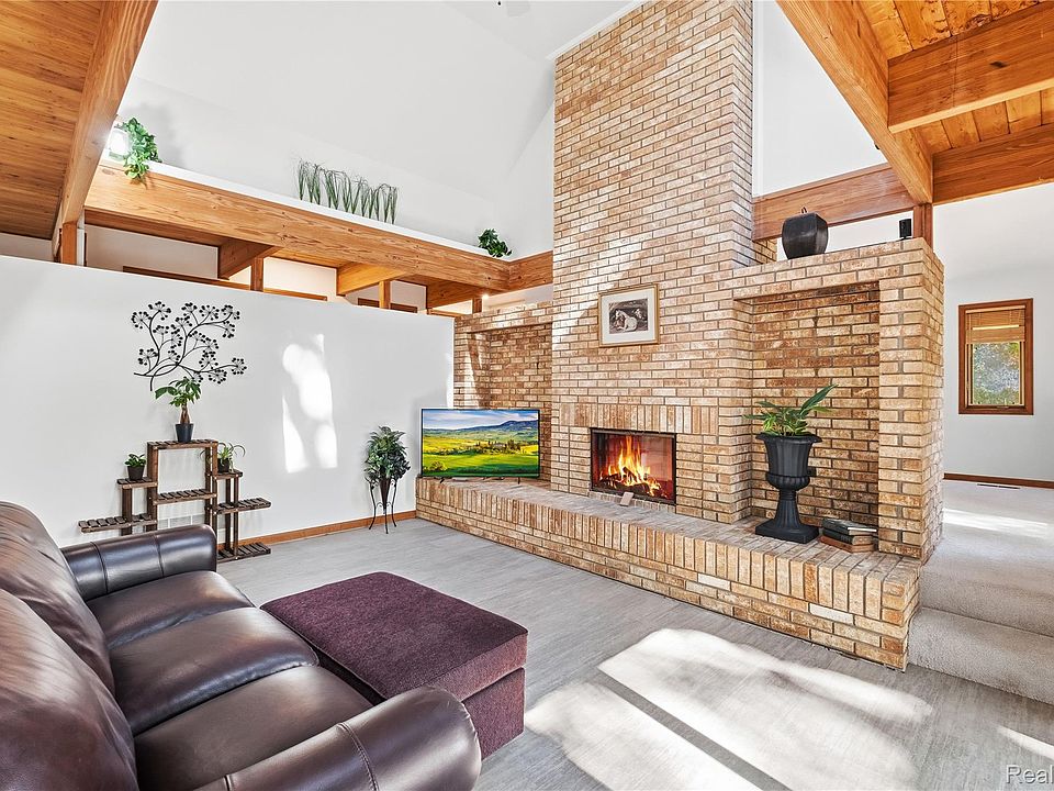 800 Carlson Dr, photo 10