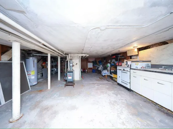 39 Reynolds Street image 14 of 23