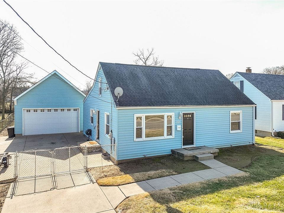 1st image of 737 Magie Ave