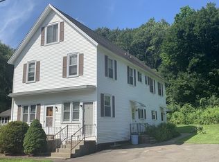 89 Water St, Leeds, MA 01053