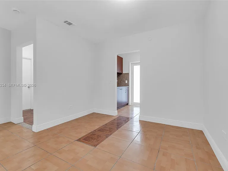 1730 NW 55th Ter #1730 — Photo 5