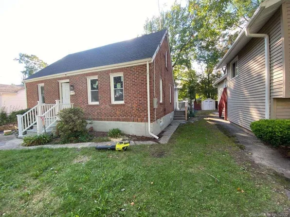 65 Collins Street, Waterbury, CT 06704