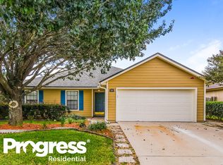 569 Fallen Timbers Dr, Orange Park, FL 32073