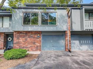 494 W Willow Ct, Milwaukee, WI 53217