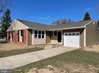 2 Fort Donelson Rd, Pennsville, NJ 08070