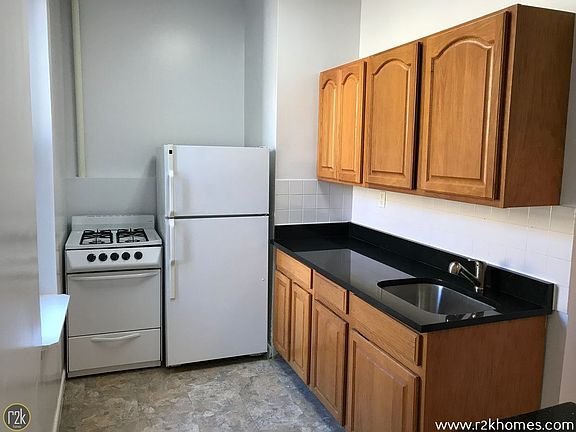 4th image of 2828 29th St APT A10