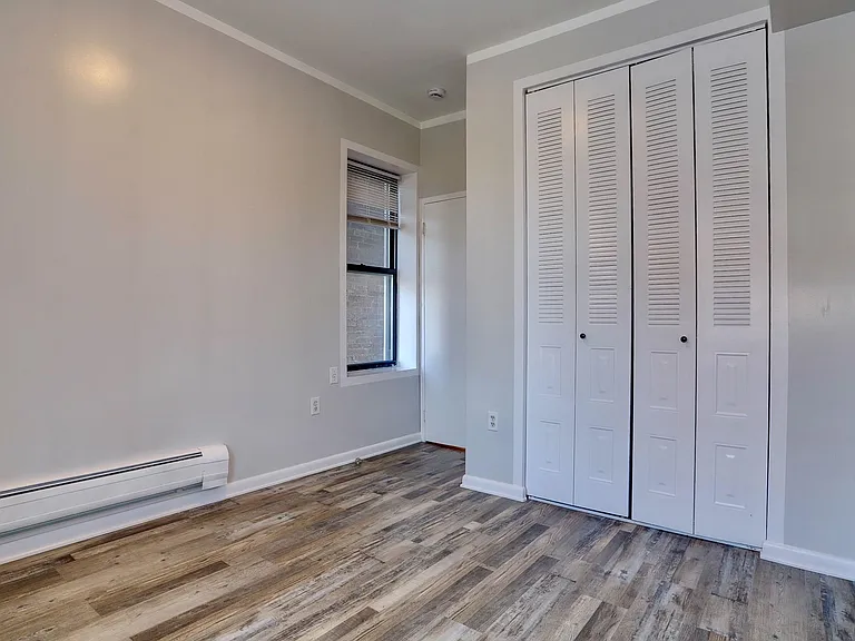 6311 Dewey Ave #15 — Photo 7