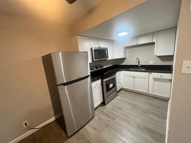 3518 Glentown Ln — Photo 20