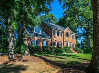 6109 Great Oaks Dr, Summerfield, NC 27358