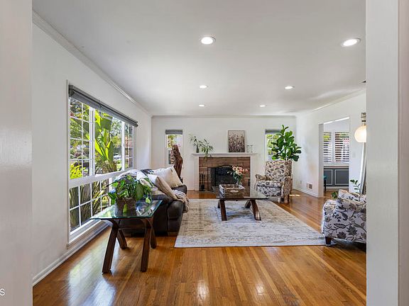 2nd image of 2145 Las Lunas St