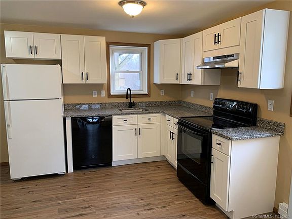 5th image of 133 Liberty St Unit 133