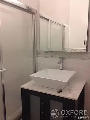 Rented by Oxford Property Group | media 17