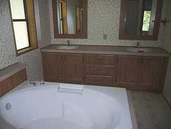3rd image of 10216 NE 345th St