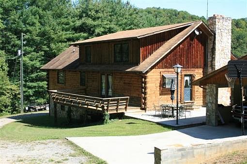 2nd image of 2465 Dobyns Rd
