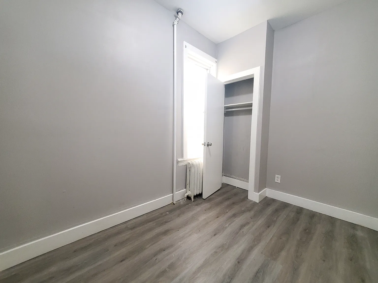 4 bed, 1200 sqft, $2,600 — Photo 4