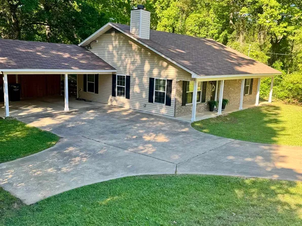 1311 Blueridge Pkwy, Longview, TX 75605