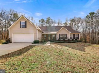 68 Queen Ct, Commerce, GA 30530