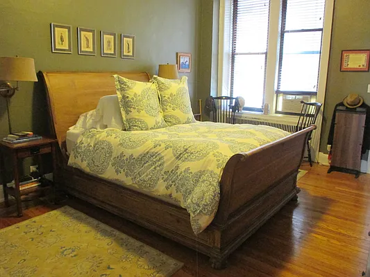 Rented by Rita S Citrin, LREB | media 16