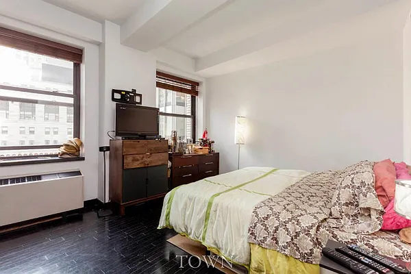 Rented by Town Residential | media 77