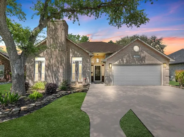 2727 Breezy Pines Lane, Pearland, TX 77584
