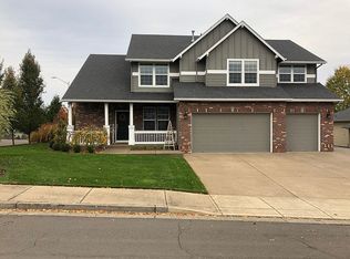 911 Carter Ave NW, Salem, OR