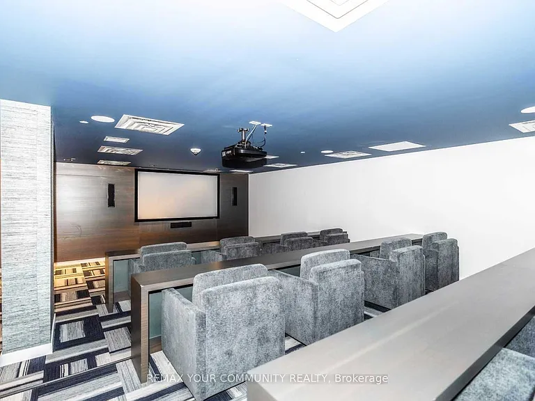 65 Oneida Cres #1206 — Photo 40