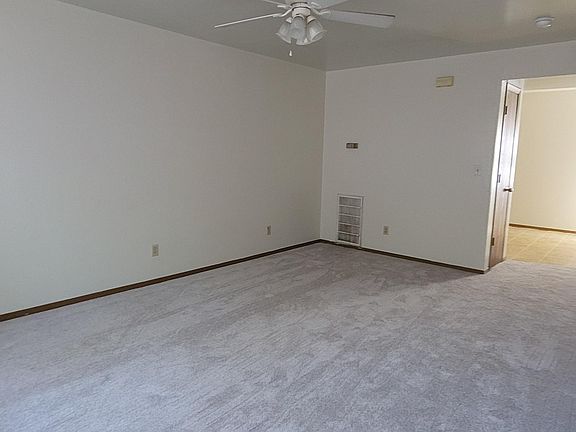 3rd image of 406 W Mill St #5