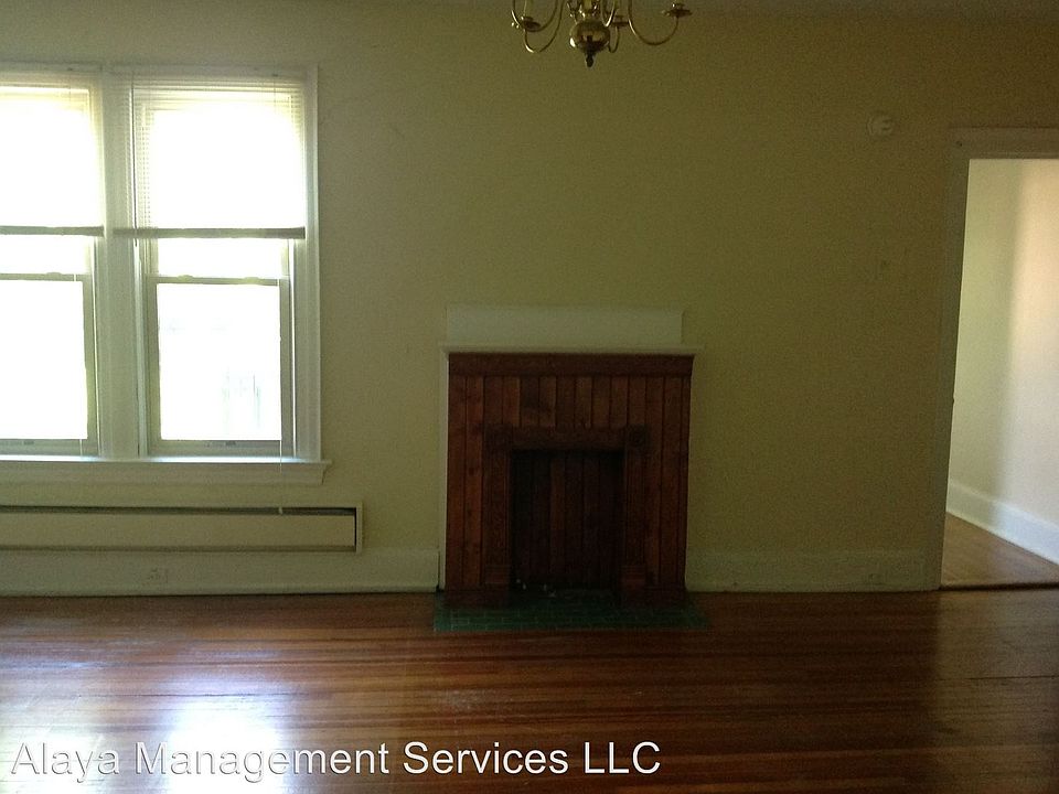2nd image of 512 Wallace Ave APT 16