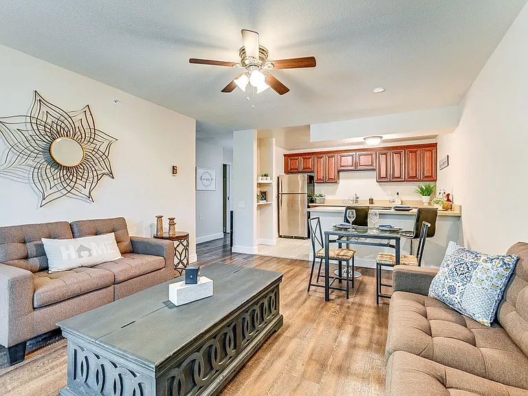 Oakland Heights - 55+ Active Adult Apartments — Photo 5