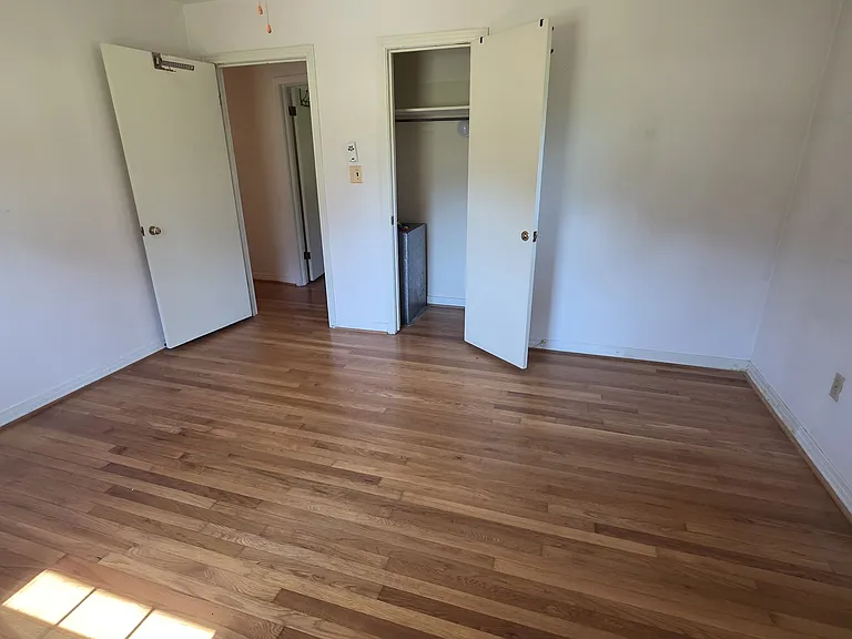 5004 Holmes Ave NW — Photo 13