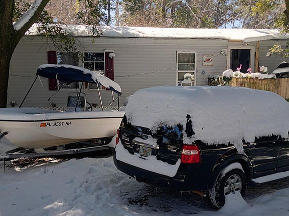 2nd image of 833 Wayne Ave